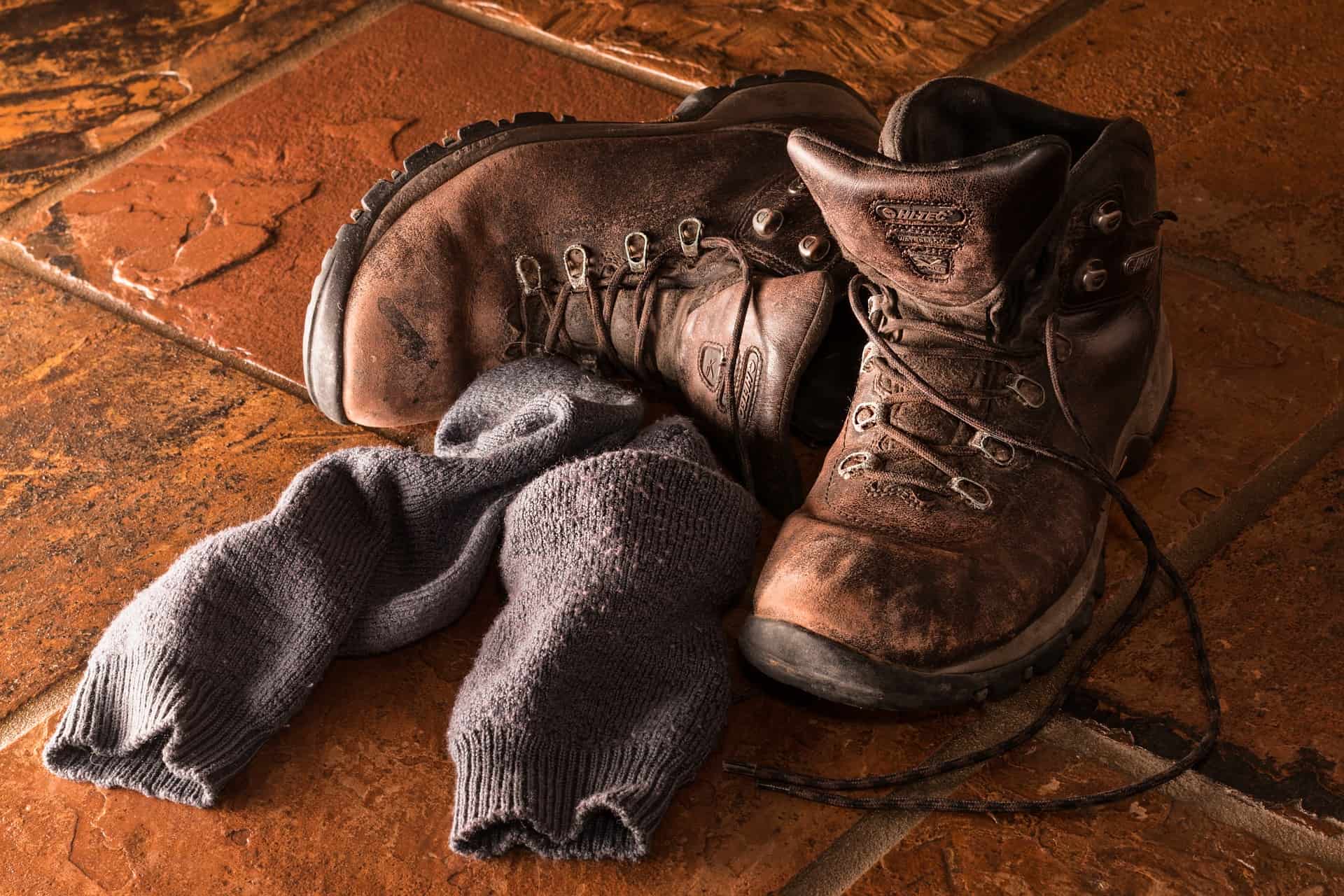 how-to-wash-and-dry-darn-tough-socks-hiking-soul