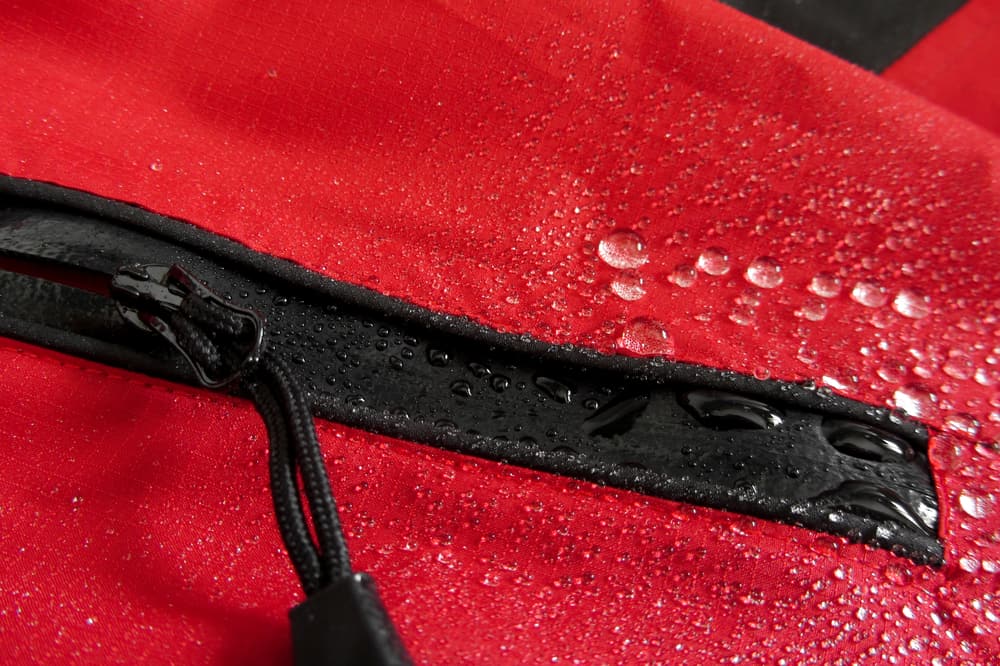 Polyester Jacket in Rain